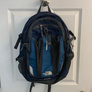 North face recon backpack